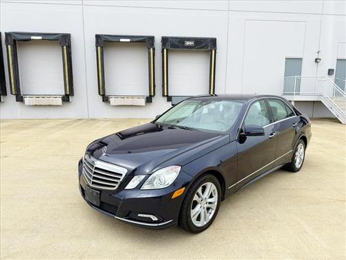 Blue 2010 Mercedes-Benz E-Class 4MATIC