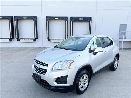 Silver Ice Metallic 2016 Chevrolet Trax LS