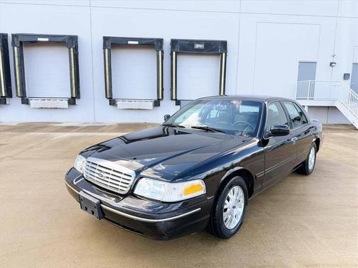 2003 Ford Crown Victoria LX