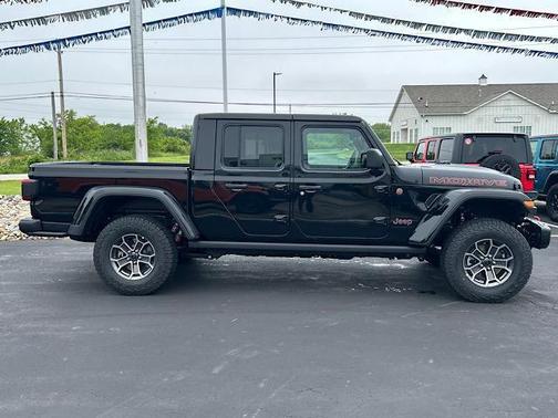 2025 Jeep Gladiator Mojave X