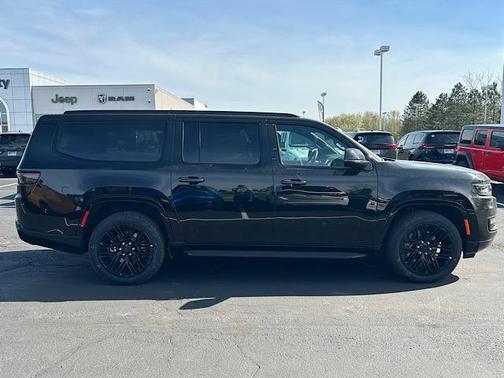 2025 Jeep Wagoneer L Series II Carbide 4x4