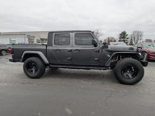 2022 Jeep Gladiator Sport S