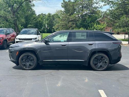 2025 Jeep Wagoneer S Launch Edition