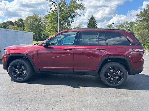 2025 Jeep Grand Cherokee Limited X