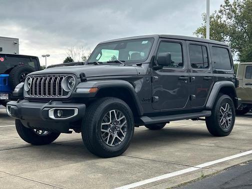 2025 Jeep Wrangler 4-Door Sahara 4x4