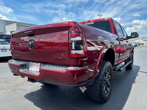 2019 RAM 2500 Laramie Crew Cab 4x4 6'4' Box