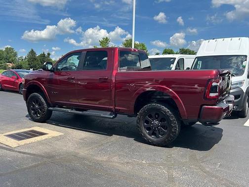 2019 RAM 2500 Laramie Crew Cab 4x4 6'4' Box