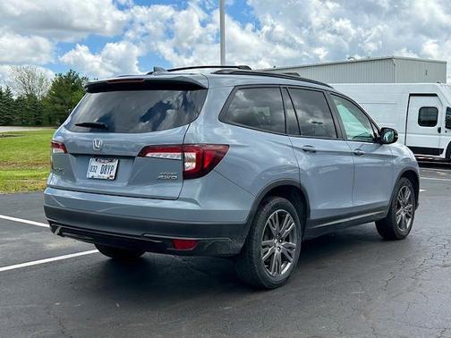 2022 Honda Pilot AWD Sport