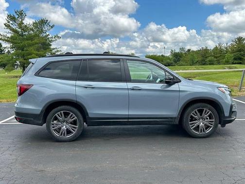 2022 Honda Pilot AWD Sport