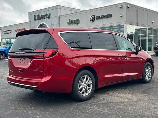2026 Chrysler Pacifica L