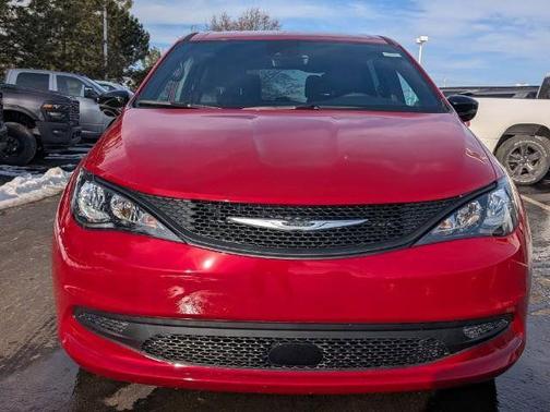 2026 Chrysler Voyager LX