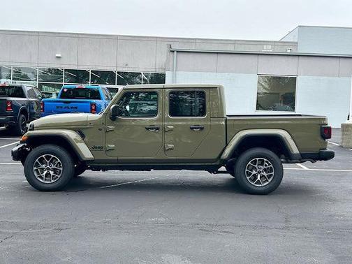 2025 Jeep Gladiator Sport S