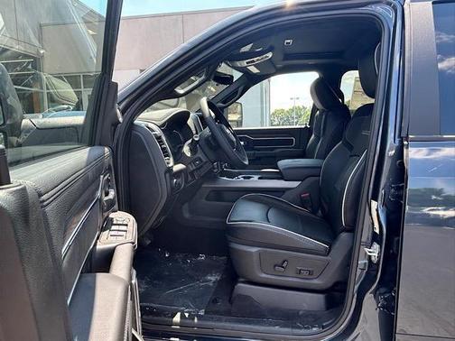 2025 RAM 2500 Laramie Crew Cab 4x4 6'4' Box
