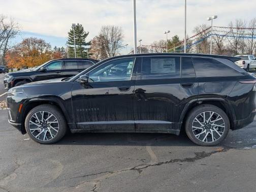 2025 Jeep Wagoneer S Limited