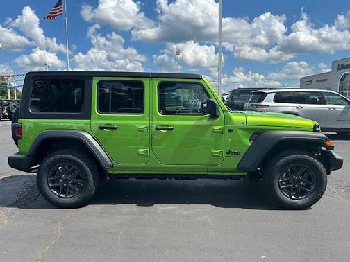 2025 Jeep Wrangler Sport S