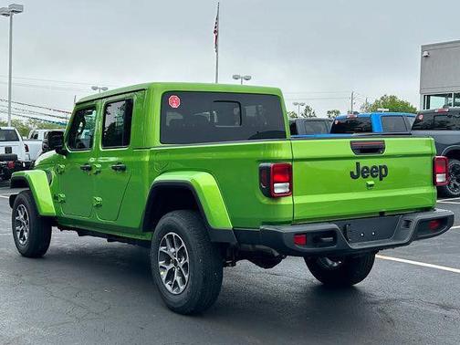 2025 Jeep Gladiator Sport S