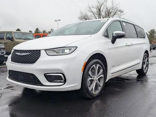 2026 Chrysler Pacifica L