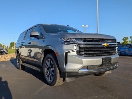 2024 Chevrolet Suburban LT
