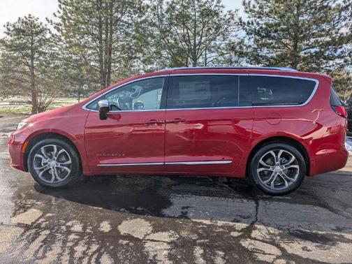 2026 Chrysler Pacifica L