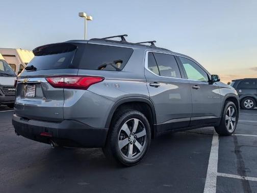 2020 Chevrolet Traverse LT Leather