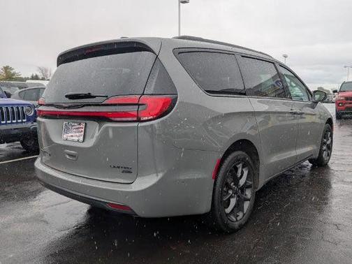 2021 Chrysler Pacifica Limited