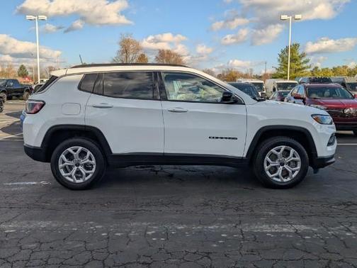 2025 Jeep Compass Latitude