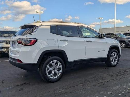 2025 Jeep Compass Latitude