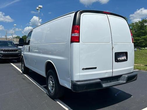 2023 Chevrolet Express 2500 RWD 2500 Regular Wheelbase WT