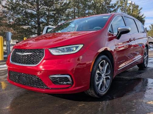 2026 Chrysler Pacifica L