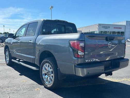 2020 Nissan Titan SL