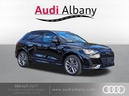 2025 Audi Q3 Premium 45 TFSI S line quattro Tiptronic