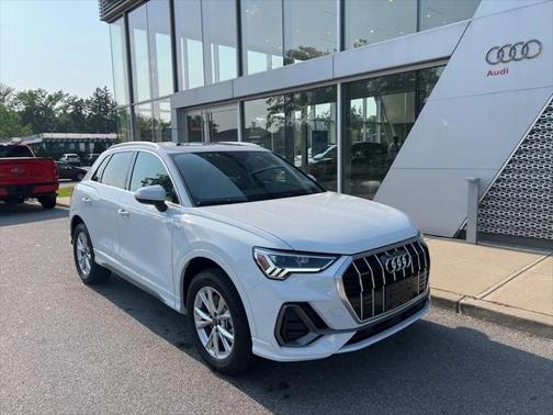 2025 Audi Q3 Premium 45 TFSI S line quattro Tiptronic