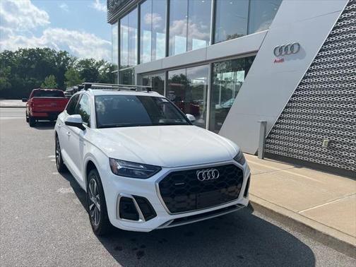 2025 Audi Q5 45 S line Premium Plus
