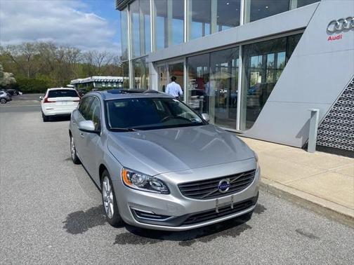 2017 Volvo V60 T5 Premier