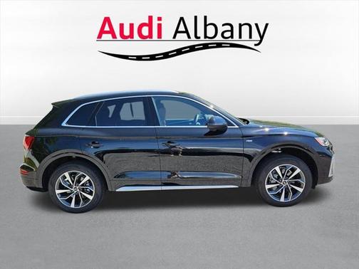 2025 Audi Q5 Premium 45 TFSI S line quattro