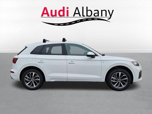 2023 Audi Q5 Premium Plus 45 TFSI S line quattro
