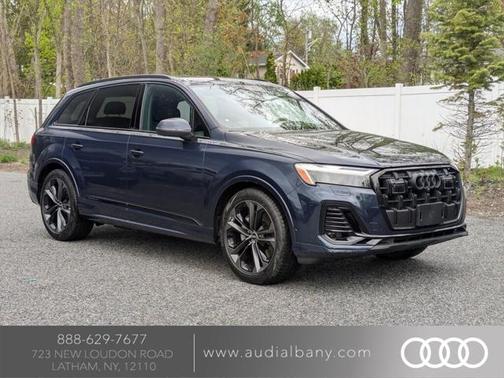 2025 Audi Q7 55 Premium Plus