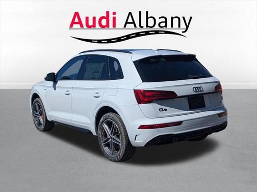 2025 Audi Q5 55 S line Premium Plus