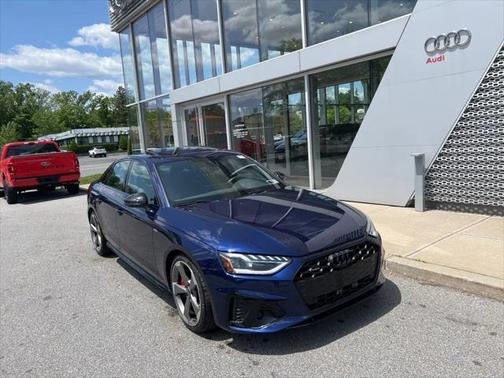 2022 Audi A4 45 S line Premium Plus
