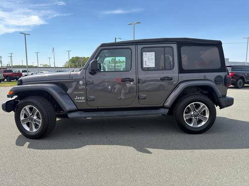 2020 Jeep Wrangler Unlimited Sahara