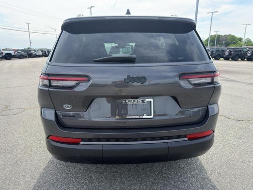 Metallic 2026 Jeep Grand Cherokee L Limited
