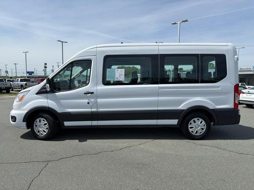 Oxford White 2022 Ford Transit-350 XLT