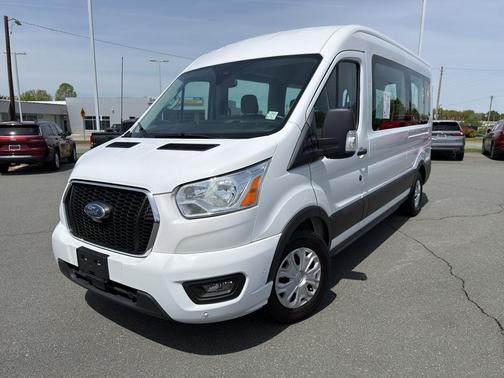 Oxford White 2022 Ford Transit-350 XLT