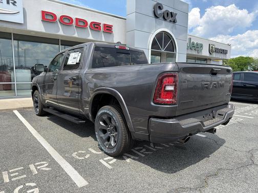 Granite Crystal Clearcoat Metallic 2026 RAM 1500 Big Horn