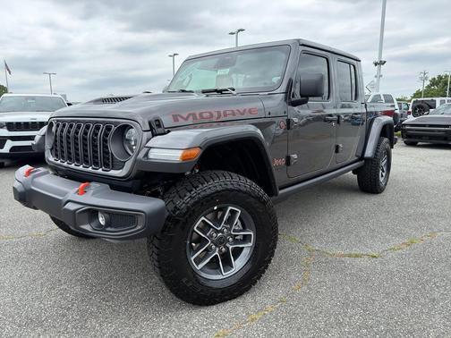 Granite Crystal Clearcoat Metallic 2026 Jeep Gladiator Mojave