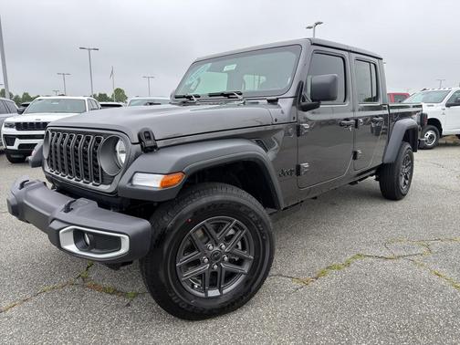 Granite Crystal Clearcoat Metallic 2026 Jeep Gladiator Sport