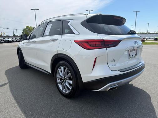 2021 INFINITI QX50 ESSENTIAL