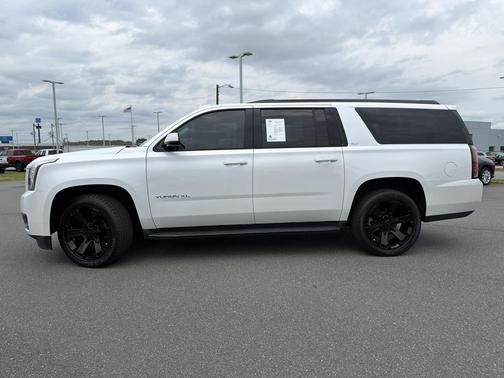 White Frost Tri-Coat 2019 GMC Yukon XL SLT