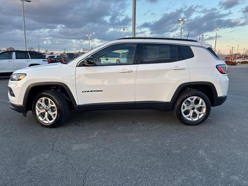 2026 Jeep Compass Latitude