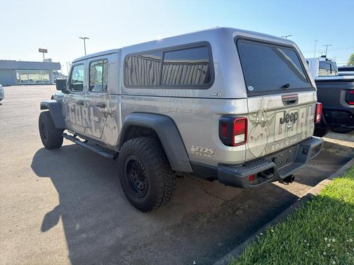 Billet Silver Metallic Clearcoat 2021 Jeep Gladiator Sport